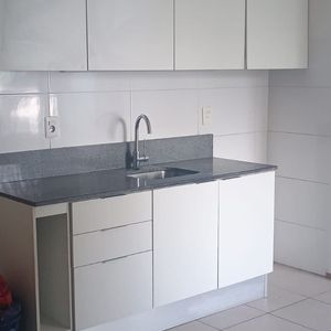 Apartamento 1 Dormitorio En Alquiler C/ Cochera En Tres Cruces