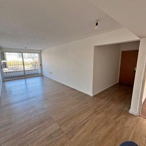 Apartamento En Alquiler C/ Cochera En Pocitos