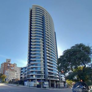 Apartamento En Alquiler C/ Cochera En Puerto Buceo