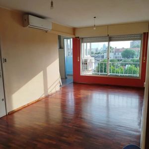 Apartamento En Venta C/ Cochera En Larrañaga