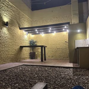 Casa En Venta C/ Cochera En Prado