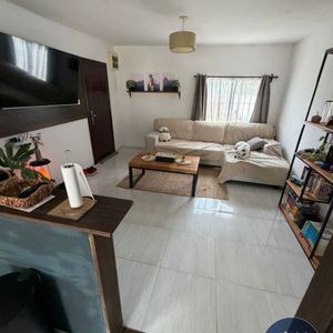 Casa En Venta C/ Cochera En Lagomar