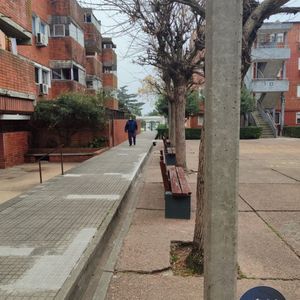 Venta De Apartamento De 2 Dor Para Inversionistas Ituzaingó