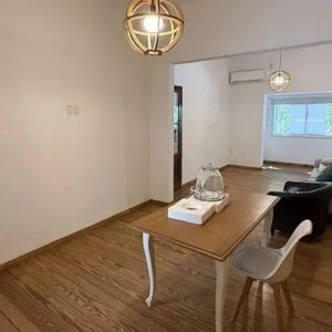 Casa En Venta C/ Cochera En La Blanqueada