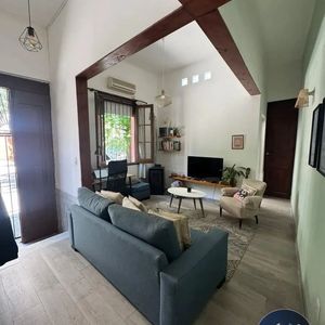 Casa En Venta C/ Cochera En Pocitos