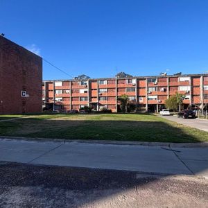 Apartamento En Venta C/ Cochera En Malvin Norte
