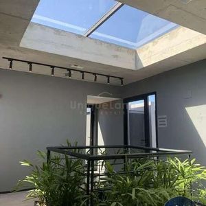 Apartamento En Alquiler C/ Cochera En Malvin