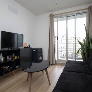 Apartamento En Venta Centro Montevideo | 1 Dormitorio | Piso Alto Con Balcón | Ideal Inversión O Vivienda | Usd 127.000