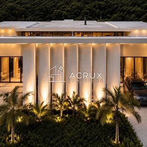 Casa En Venta En Solanas Country, Construcción De Hormigón Armado, Con Piscina.