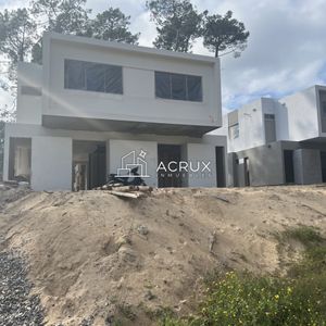 Casa A Estrenar En Pinares, Proyecto En Obra, Precio Lanzamiento. Punta Del Este