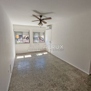 Apartamento En El Centro De Maldonado.