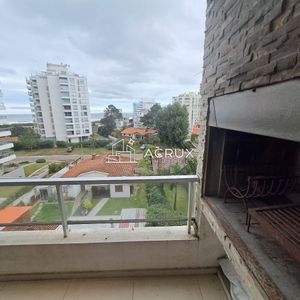 Apartamento En Venta De 2 Dormitorios En Suite En Torre Moon,  Punta Del Este