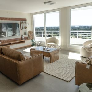 Greenlife. Amplio Apartamento De 3 Dormitorios Con 3 Baños.