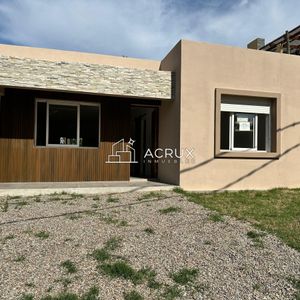 Se Vende, Casa A Estrenar En Punta Del Este