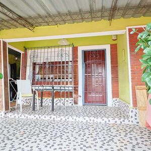 Casa En Venta C/ Cochera En Pando