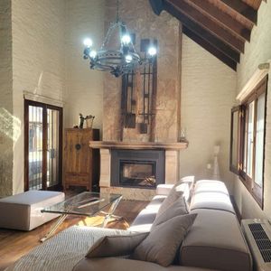 Casa En Venta C/ Cochera En Parque Miramar