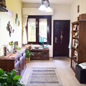 Casa En Venta C/ Cochera En Reducto