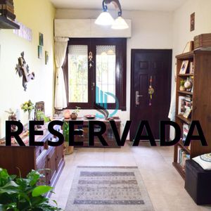 Casa En Venta C/ Cochera En Reducto