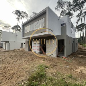 Casa A Estrenar En Pinares. Punta Del Este