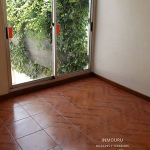 Alquiler De Amplio Apartamento Dúplex