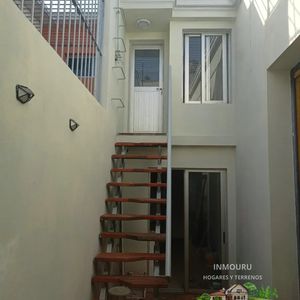 Venta De Hermosa Casa En Ciudad Vieja De 2 Dormitorios