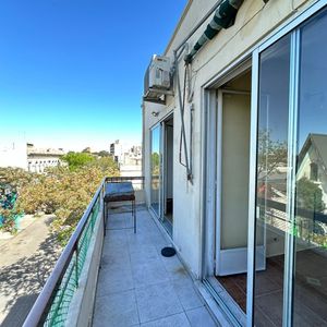 Apartamento Con Renta De $ 27324 +gran Terraza + Garage,  Frente, 2 Dormitorios