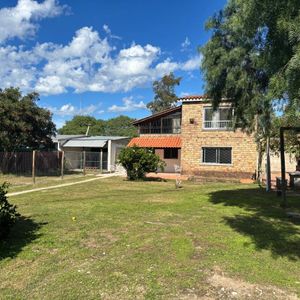 Venta Casa En  Marindia A 1 Cuadra De La  Interbalnearia 4 Dorm 2 Baños Garaje