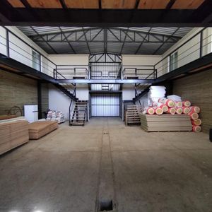 Centro Logistico, Galpon, Deposito, Cerca De Complejo Celeste Acepta Banco