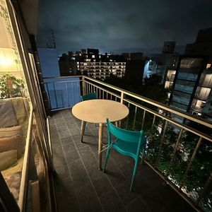 Apartamento Pocitos, 3 Dormitorios C/ Renta - Balcon Y Vista 90m2