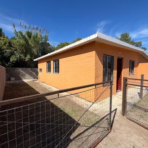Casas A Estrenar -2 Dormitorios, Patio, Estacionamiento, Complejo Cerrado