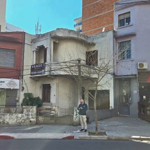 Venta Casa Pta Carretas Comercio 21 De Setiembre O Flia Grande 3+2 Dormitorios