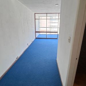 Oficina En Venta, Ciudad Vieja, Ideal Oficina O Local