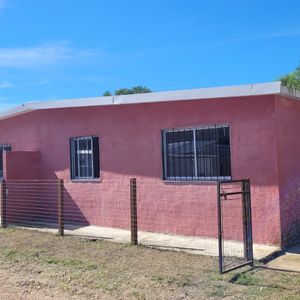 Alquiler Casa Complejo Cerrado A Estrenar/ Sin G Comunes/2dorm/cochera X 2/patio