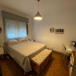 Apartamento Tipo Casa 90m2, Con Patio A 3 Cuadras De La Rambla