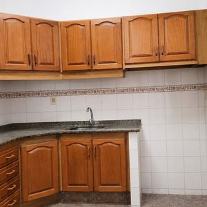Venta De Gran Casa En El Cerro De Montevideo A 1 Cuadra De C M Ramirez