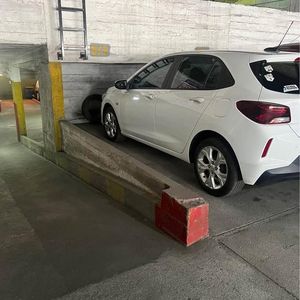 Venta Cochera, Centro Ubicación Estratégica Y De Alta Demanda