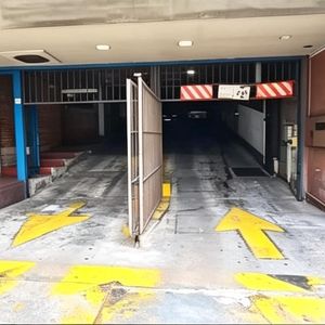 Garage En Venta En Zona Céntrica: Cómodo, Seguro Y De Fácil Acceso.