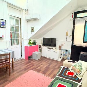 Apartamento Ciudad Vieja, Sarandi,1 Dormitorio Amplio,actualmente Dividido En 2