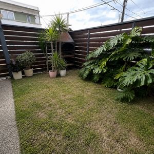 Venta Casa Ph | Malvín Sur | 2 Dormitorios 1 Baño | Jardín Y Patio | Apto Banco