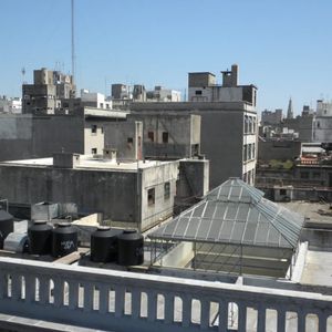 Venta Con Renta!! Triplex Ciudad Vieja -3dormitorios,2 Baños-2do Piso