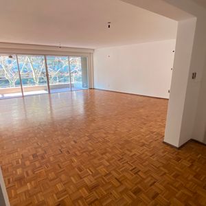 Apartamento Frente De Gran Metraje A Pasos De La Rambla Pocitos