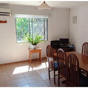 Inversion Venta  Prox A Shop-casa A Reciclar-gran Terrreno,parrillero,cochera