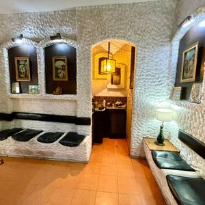 Venta Inversión: 2 Locales En Galeria Del Centro 43 M2. 18 De Julio