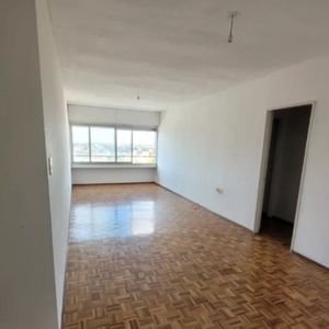 Venta/permuta/120m2,/3d/3b/loza.r/terraza/av.18 De Julio, Con Renta