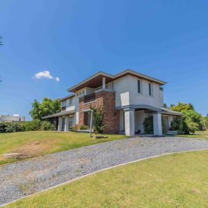Casa En Venta De 3 Dorm + Serv Vista Al Lago Barrio Privado Colinas De Carrasco