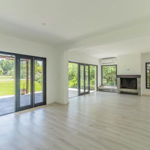 Casa En Venta C/ Cochera En La Tahona