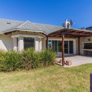 Casa En Alquiler De 3 Dormitorios En Mirador De La Tahona