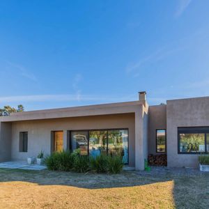 Casa En Venta 3 Dormitorios En Colinas De Carrasco