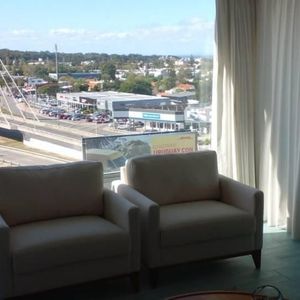 Excelente Apartamento En Barra De Carrasco 2 Dormitorios Amueblado.