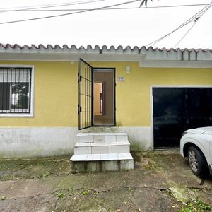 Venta Casa 3 Dormitorios Y Garaje La Teja